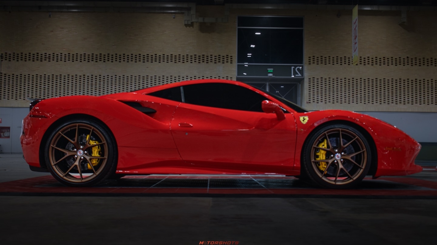 MCM-Ferrari-488-GTB.
