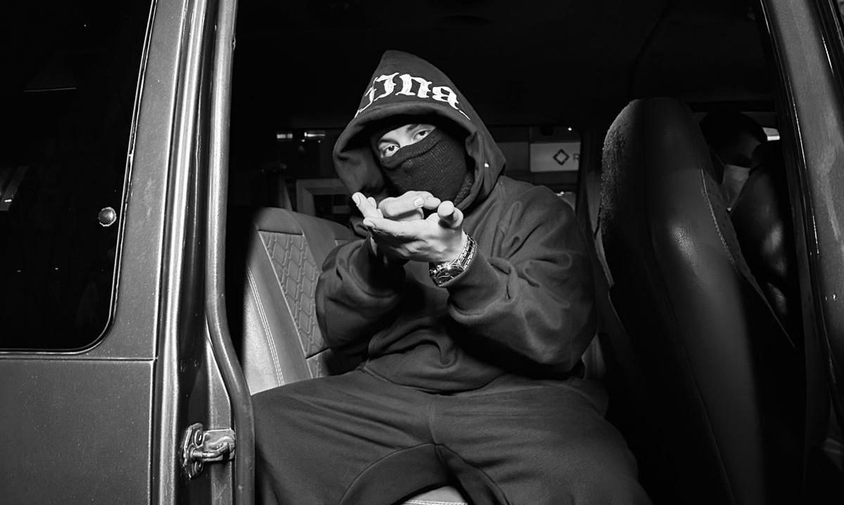 Niko-Arias-presentacion-en-la-85