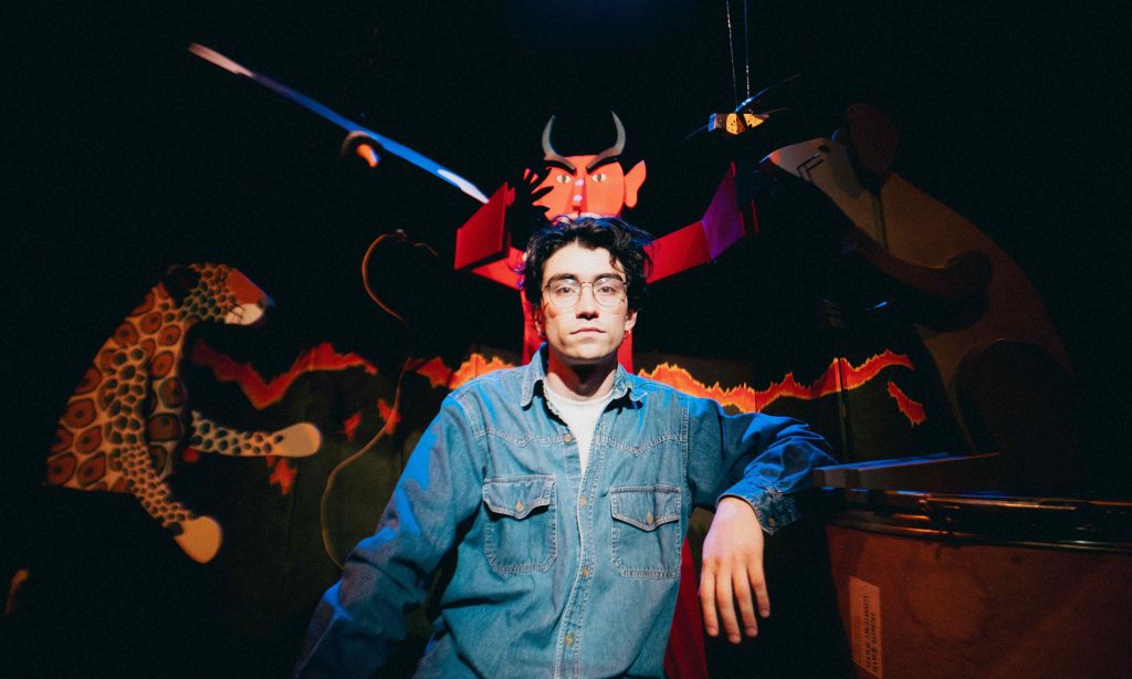 Si-el-tiburon-se-come-el-cable-comic